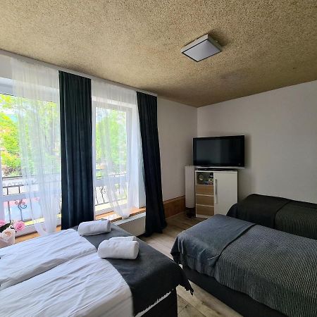 Apartamenty Katarina اوسترزوكي دولن المظهر الخارجي الصورة