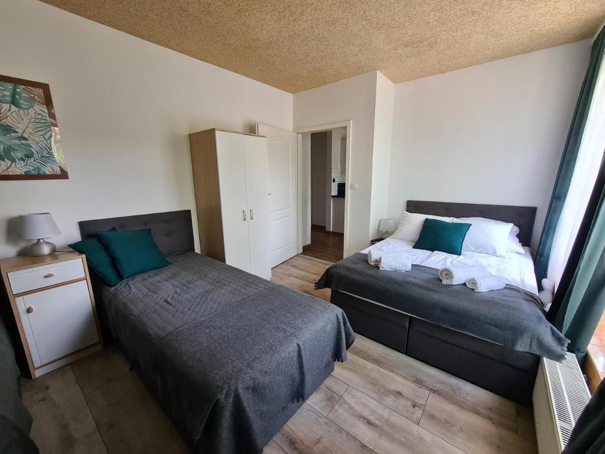 Apartamenty Katarina اوسترزوكي دولن المظهر الخارجي الصورة