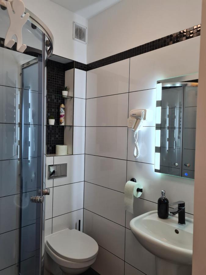 Apartamenty Katarina اوسترزوكي دولن المظهر الخارجي الصورة